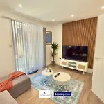 Code Four 4br House By Altoluxoexperience Short Lets & Serviced With Free Wifi & Parking Holiday home