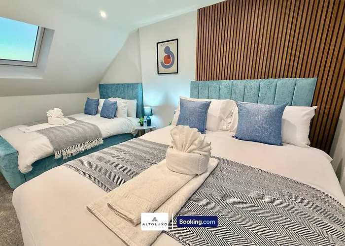 Code Four 4br House By Altoluxoexperience Short Lets & Serviced With Free Wifi & Parking Feriehus